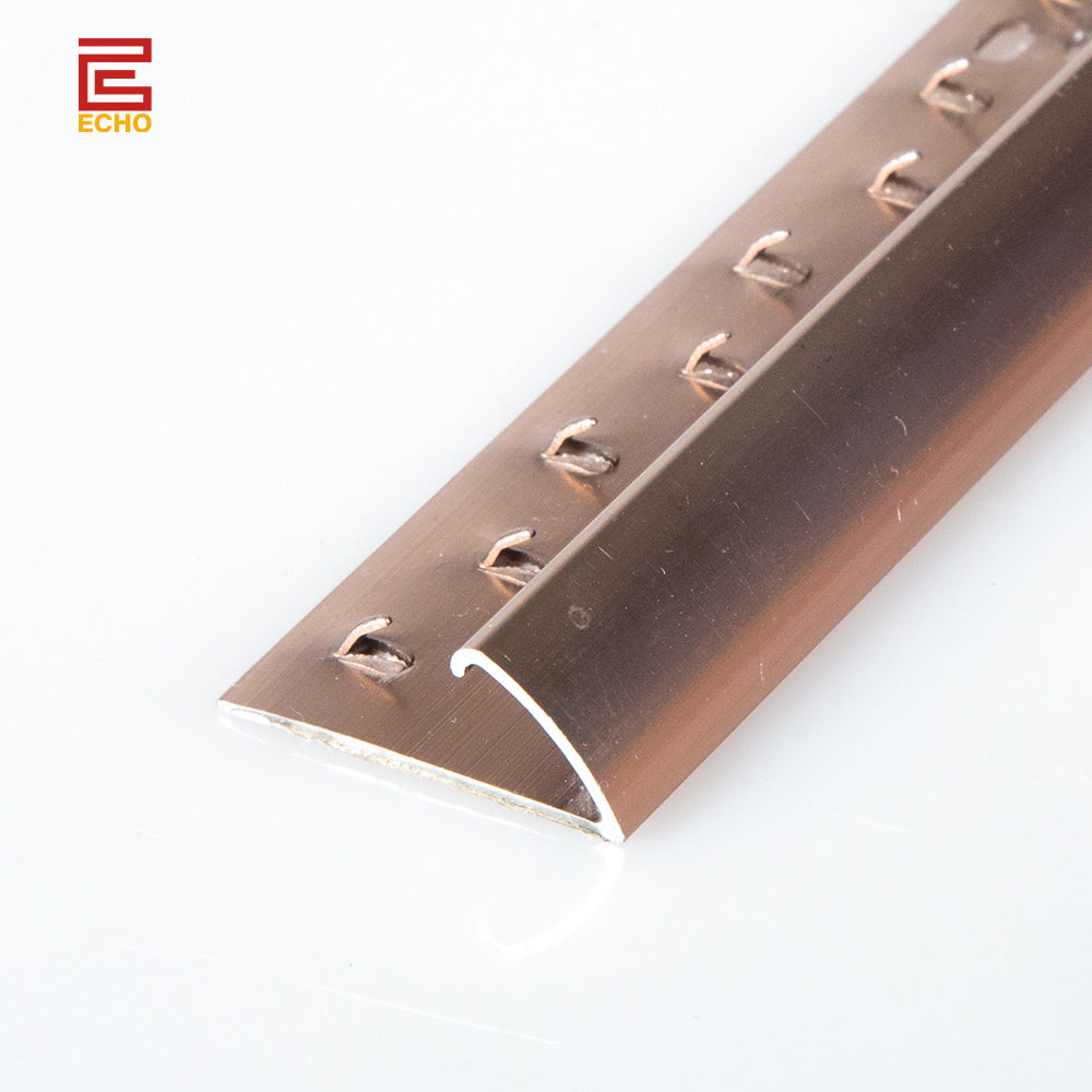 Metal carpet edge trim with screws